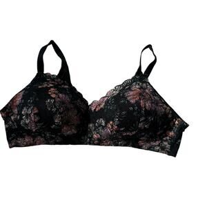 Torrid curves wireless lace bra size 42C multicolored floral lace